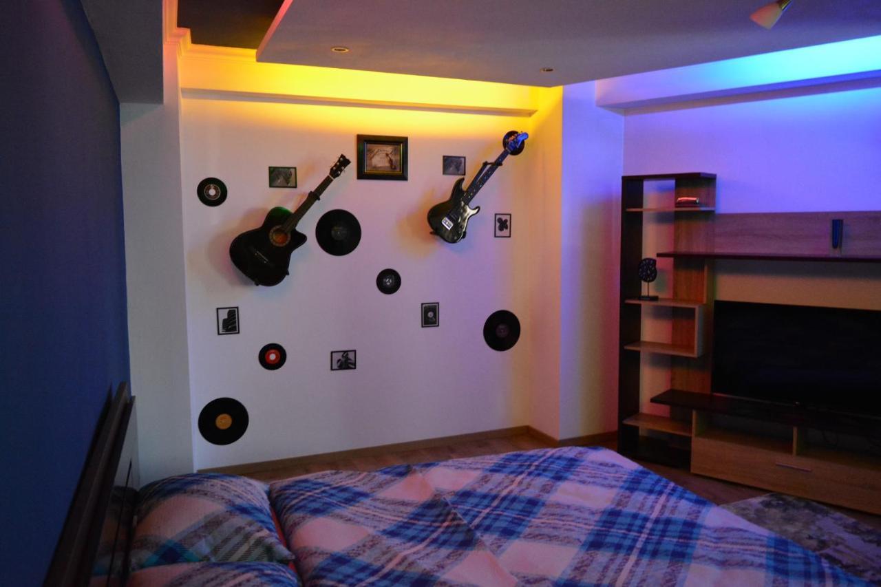M@D Music Apartment 蒂米什瓦拉 外观 照片